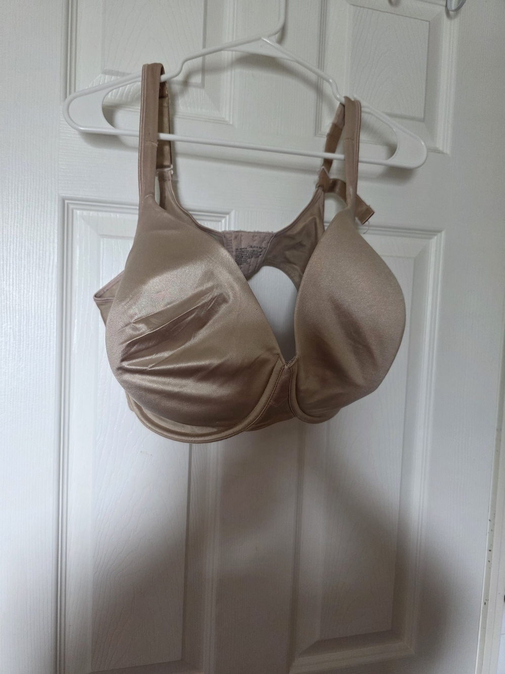 Full-Coverage Nude Support Bra